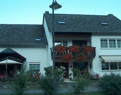 Khách sạn Gästehaus-Weingut Michael Scholer (Schleich, Đức)