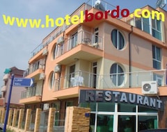 Khách sạn Bordo (Tchernomorets, Bun-ga-ri)