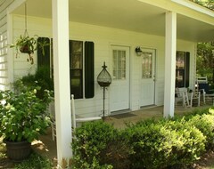 Casa/apartamento entero Wynnewood Country Cottage Retreat en el bosque (Senatobia, EE. UU.)