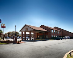 Otel Best Western Falcon Plaza (Bowling Green, ABD)