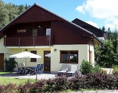 Tüm Ev/Apart Daire A Beautiful Villa At The Lipno Lake With Ski Pistes At Walking Distance (Lipno nad Vltavou, Çek Cumhuriyeti)