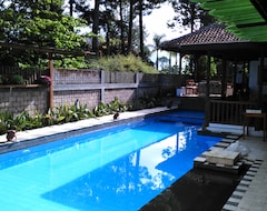 Pansiyon Rumah Sora Resort and Villa (Bandung, Endonezya)