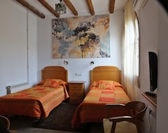 Bed & Breakfast HOSTAL RURAL VILLA CABREROS (Los Corrales, Spanien)