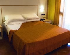 Otel Baiamalva Resort Spa (Porto Cesareo, İtalya)