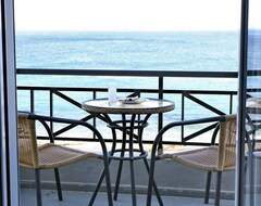 Khách sạn Pebble Beach Hotel (Skala Kalloni, Hy Lạp)