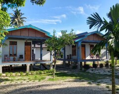 Koko talo/asunto New Raya - Nias Beach Bungalows (South Nias, Indonesia)