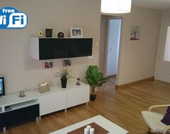 Hele huset/lejligheden Excellent Apartment In Rota, With Swimming Pool, Wireless And Garage (Rota, Spanien)