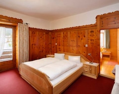 Hotelli Edelweiss (Mals, Italia)