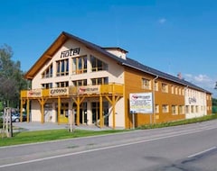 Khách sạn Hotel S-Centrum (Benešov, Cộng hòa Séc)