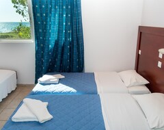 Hotel Poseidon Beach (Kastrosikia, Greece)