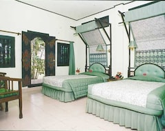 Puri Saron Senggigi Hotel (Senggigi, Indonezija)