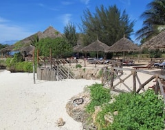 Otel Baobab Beach Bungalows (Nungwi, Tanzanya)