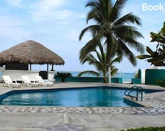 Entire House / Apartment Beachside Apartment With 2 Pools, Same, Esmeraldas (Esmeraldas, Ecuador)