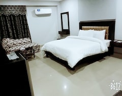Hotel Crown Inn (Multan, Paquistán)