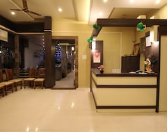 Hotel Sham Suman, Kolhapur- Opposite To Mahalaxmi Temple (Kolhapur, Hindistan)