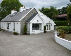 Cijela kuća/apartman 18th. Century Charming Old Farmhouse Near Lahinch (Lahinch, Irska)