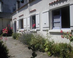 Hele huset/lejligheden Plain Pied Gite. Jardin. À Pied Des Plages- De La Mer- Restaurants- Centre Ville Commerces (Meschers-sur-Gironde, Frankrig)