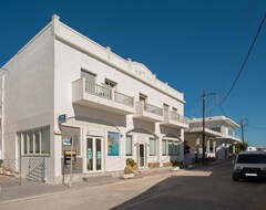 Khách sạn Hotel Meltemi (Adamas, Hy Lạp)