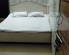 Khách sạn Sadaf Guest House (Nagpur, Ấn Độ)