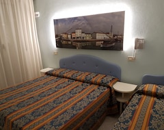 Hotelli Hotel Tiglio (Rimini, Italia)