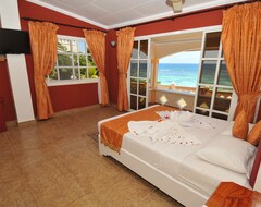 Hotel Au Fond De Mer View (Anse Royale, Seychelles)