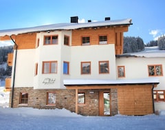 Khách sạn Tarlack Appartements - Hütten 1a (Leogang, Áo)