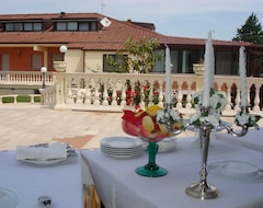 Khách sạn Centro Turistico Bonassisa (Foggia, Ý)