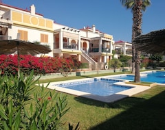 Cijela kuća/apartman Comfortable Apartment / Bungalow With Garden, Covered Terrace And Pool (Daya Vieja, Španjolska)