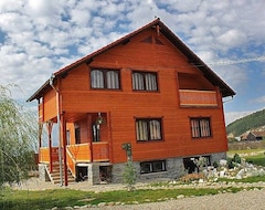 Hotel Zarug Vendeghaz (Gheorgheni, Rumanía)