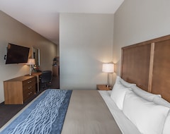 Hotelli Comfort Inn & Suites Bonnyville (Bonnyville, Kanada)