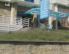 Khách sạn Plavis (Tryavna, Bun-ga-ri)