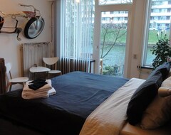 Hotel Bed and Breakfast Amsterdam West (Amsterdam, Holland)