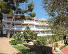 Hotel Beach Club Font De Sa Cala (Font de Sa Cala, Spanien)