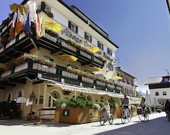 Otel Weisses Rössl-Cavallino Bianco (Innichen, İtalya)