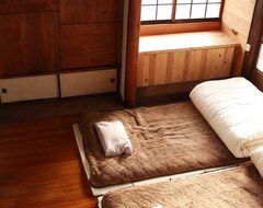 Hotelli Guest House Yado Curly (Onomichi, Japani)