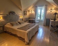 Bed & Breakfast La Villa Des Charmilles (Chomérac, Pháp)