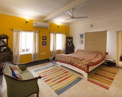Hotel 5/4 - Calcuttas Freshest Bnb (Kolkata, India)