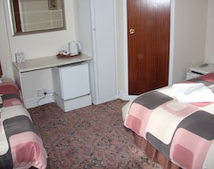 Hotel Dove Court (Patchway, United Kingdom)