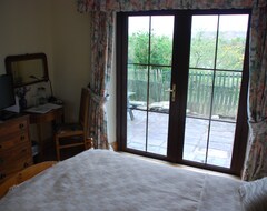 Hotel Carbery Cottage Guest Lodge (Durrus, Ireland)