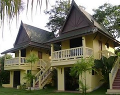 Khách sạn Chez Charly Bungalow (Biển Nai Yang, Thái Lan)