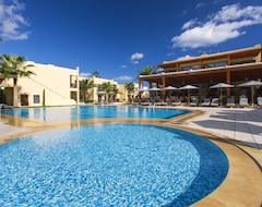 Hotel Atlantis Beach (Perivolia, Cyprus)