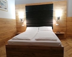 Bed & Breakfast Golden Star Apartments (Melk, Østrig)
