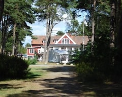 Hotel Hälleviks Havsbad (Selvesborg, Švedska)