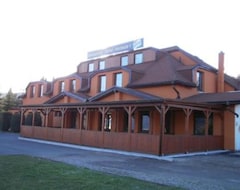 Hotelli Hotel Formule 1 Perštejn (Perštejn, Tsekin tasavalta)