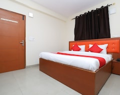 Hotel OYO 28393 Diamond Plaza (Noida, Indien)