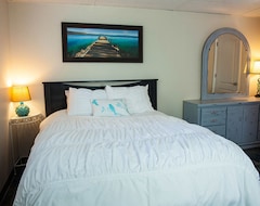 Khách sạn Cinderellas Suites (Sylvan Beach, Hoa Kỳ)