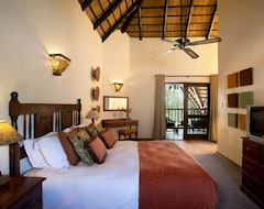 Otel Cambalala - Luxury Units - In Kruger Park Lodge - Serviced Daily, Free Wi-Fi (Hazyview, Güney Afrika)