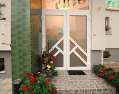 Pensión Casa iRMA - Rooms for rent (Bacău, Rumanía)