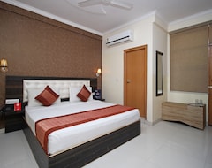 OYO 8967 Hotel Aeroporto (New Delhi, Indija)