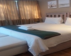 Hotel Meander Inn (Sezela, South Africa)